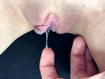 Japanese Teen Squirts And Fingers Her Juicy Wet Pussy For Ultimate Pleasure - 18yo Close-Up