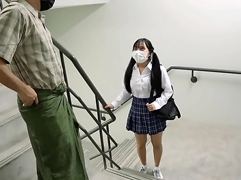 18-Year-Old Seductress With A Tight Pussy: A Must-Watch!