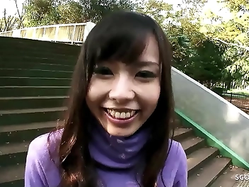 Hot Japanese Teen Gets Banged By Older Man In A Car - Watch Her First Blowjob Experience!