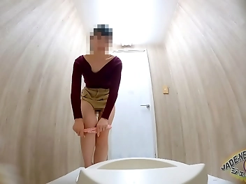 Japanese Girl Shares Her Naughty Peeplay Experience With Her Lucky Guy