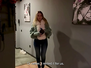 Eye-popping MILF In Sexy Lingerie: Holiday Surprise With Your Best Friend's Mom!