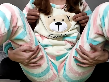 Watch Asian Beauty Tease And Masturbate For You: Small But Sexy