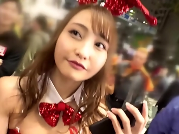 JAV Girl Banii Chan Brings The Heat To Shibuya With Her Infamous Dero Body!