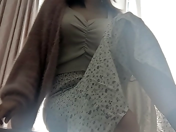 Japanese Beauty Transforms Into A Sexy Babe In The Afternoon