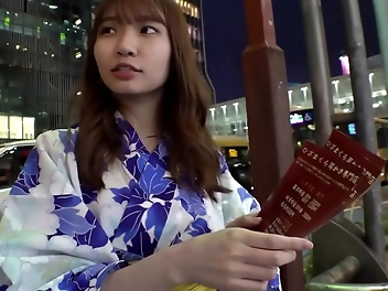 Mitsuha-chan Serves With A Smile At The Ear Cleaning Salon, Even Nights! Sensitive Body Type Gives Surprise Tickles!