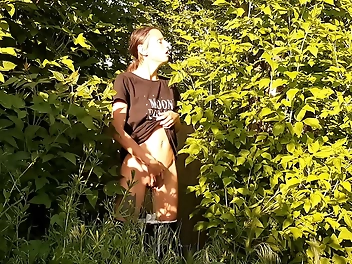 Caught In The Act! Public Female Masturbation In Nature With Gasping Orgasms