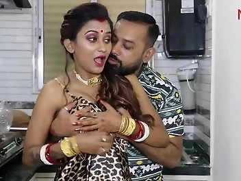 Sultry Indian Bride Gets Intimate With Her New Husband In The Kitchen